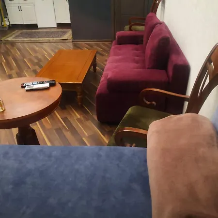 Apartment затишні апартаменти, вулиця дерибасівська, 13 *