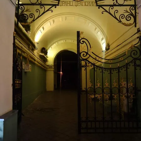 затишні апартаменти, вулиця дерибасівська, 13 Odesa