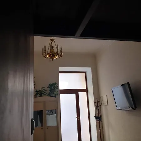 затишні апартаменти, вулиця дерибасівська, 13 Apartment