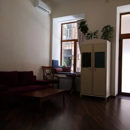 Apartment затишні апартаменти, вулиця дерибасівська, 13