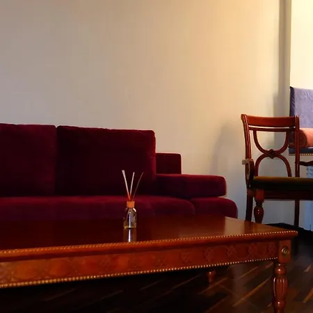 затишні апартаменти, вулиця дерибасівська, 13 Apartment
