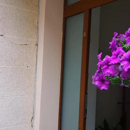 затишні апартаменти, вулиця дерибасівська, 13 Apartment Odesa
