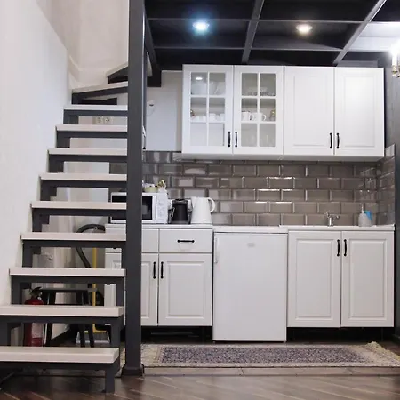 затишні апартаменти, вулиця дерибасівська, 13 Apartment
