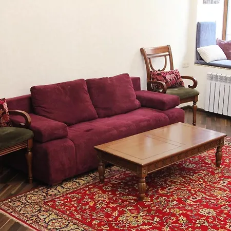 затишні апартаменти, вулиця дерибасівська, 13 Apartment