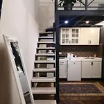 затишні апартаменти, дерибасівська * Odessa