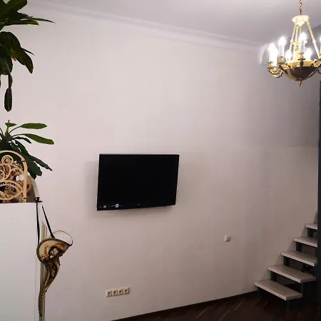 затишні апартаменти, дерибасівська * Odessa